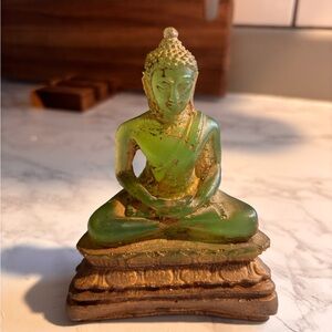 🌟FLASH SALE NO OFFERS Green Jade Glass Buddha Statue